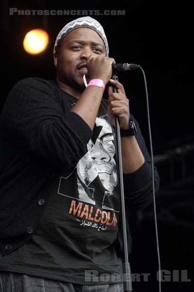 TUMI AND THE VOLUME - 2010-06-21 - VINCENNES - Chateau de Vincennes - 